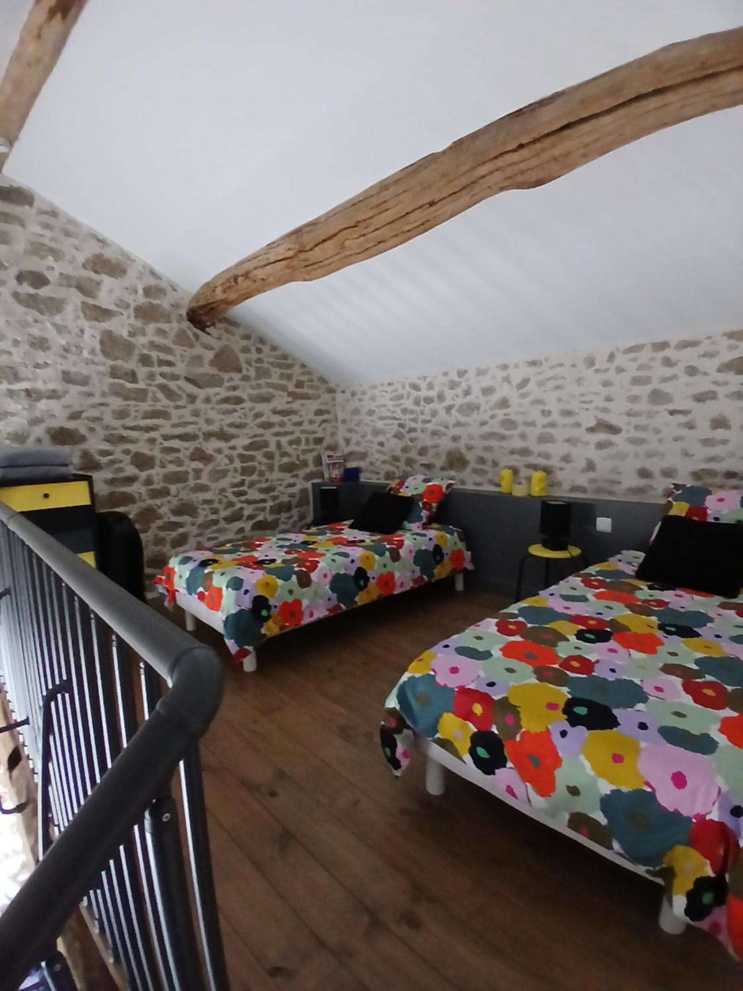 Les Chambres Du Couraud Saint-Aubin-des-Ormeaux Εξωτερικό φωτογραφία